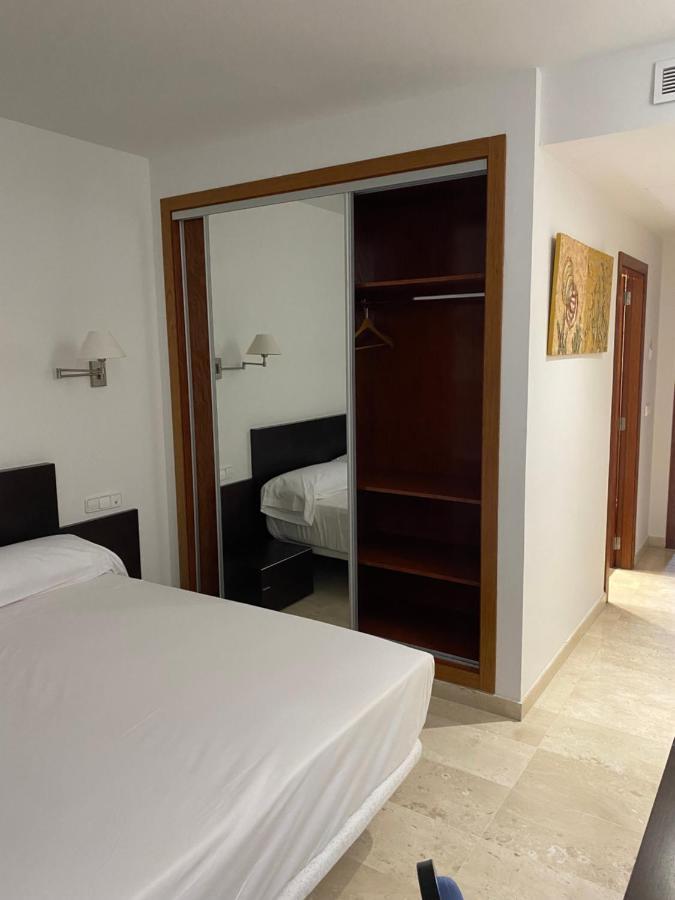 Cityexpress Hotel San Fernando - Carcaixent Экстерьер фото
